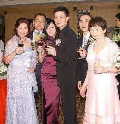 小s最新综艺节目，家的温馨与友情的绽放之旅